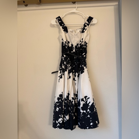 NWOT White House Black Market Black & White Fit and Flare Dress - Picture 7 of 9